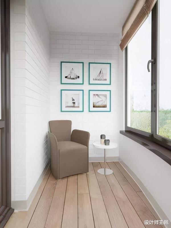 阳台只能铺瓷砖？时尚的年轻人都不喜欢这种设计了，看着就很土