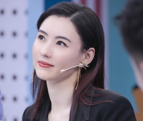 吕颂贤|谢霆锋直言“出轨无法忍受”，与王菲分手，原因大家心知肚明！