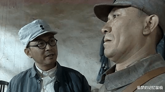 李云龙|《亮剑》李云龙最后被陷害自杀的时候，旅长为什么没出现帮他呢？