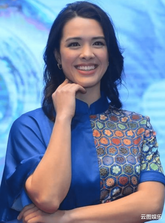 钟丽缇|钟丽缇发文为长女应援，23岁女儿选美决赛在即，高颜值成大热门