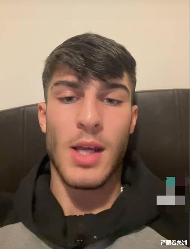 保安|国外帅气男保安网上诉苦，每天都被多名女子揩油，希望重视男性职场安全