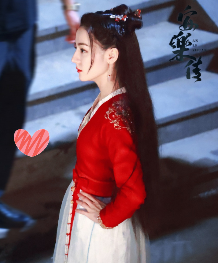 迪丽热巴|《安乐传》韩烨路透贵气，热巴却成焦点，浓颜系长相找对造型了