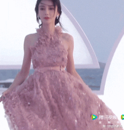 杨天真|她也太爱买热搜了吧