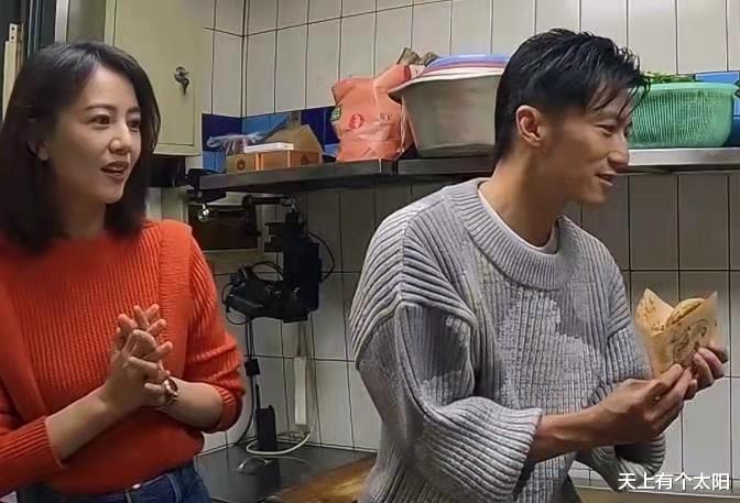 高圆圆|通过一个葱油饼，高圆圆却让我们看到了，女明星的分寸感！