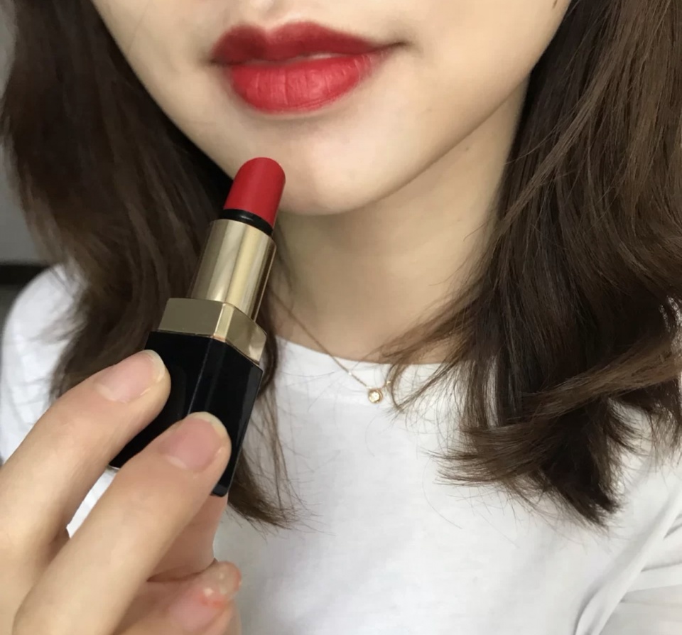 打底裤|这些第一眼就被“惊艳”到的口红，你是否也喜欢呢？
