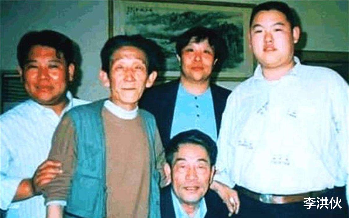 相声|没完没了?孟凡贵之徒与郭德纲再起矛盾,相声雅俗之争你怎么看?