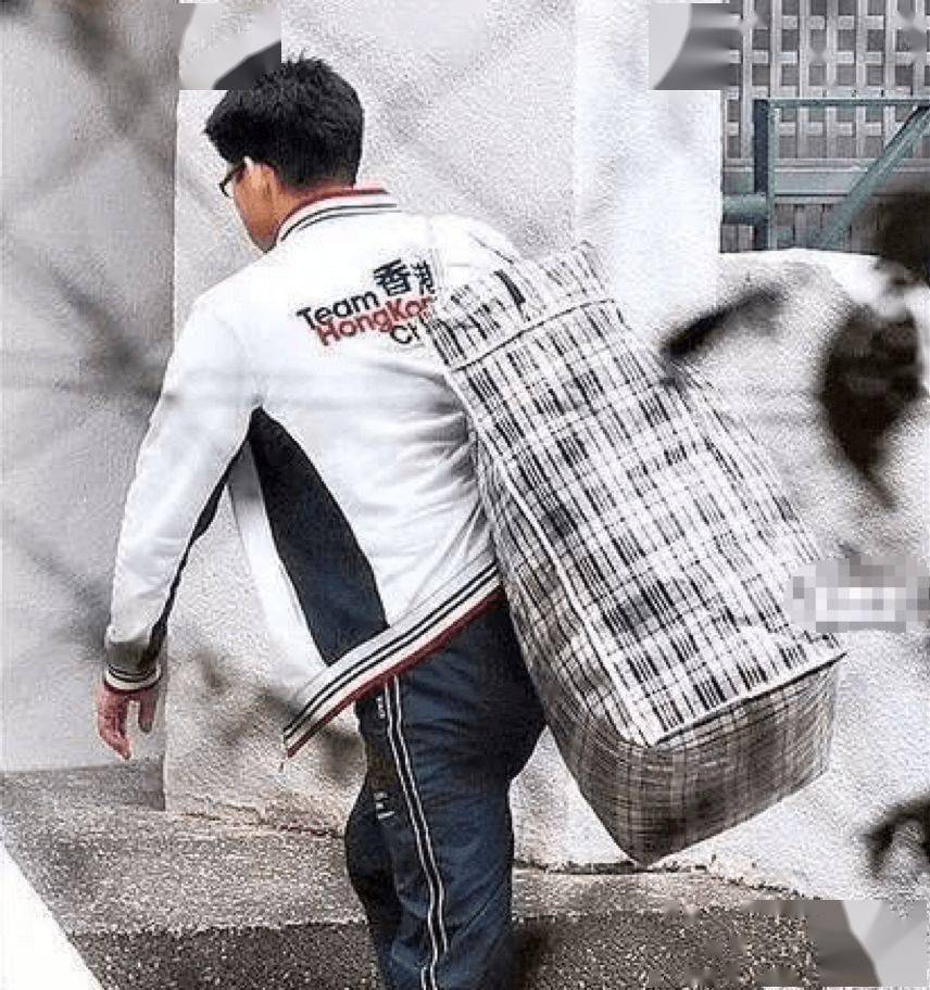 肖战|郭晶晶婆婆朱玲玲，62岁哪有阔太样？她为何喜欢儿媳郭晶晶？