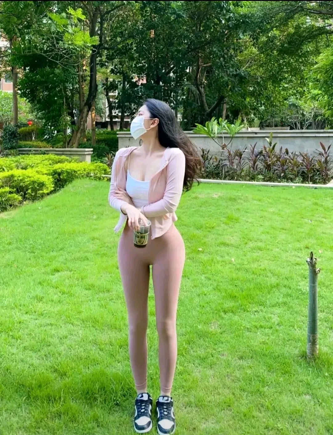 小妮的故事 暗恋就是始于心动，终于心痛！