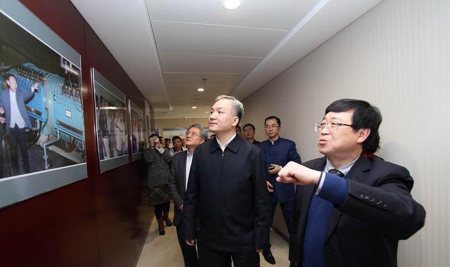 5G|挺进4000亿市场！华为终于打出了“王炸”，中科院笑得合不拢嘴