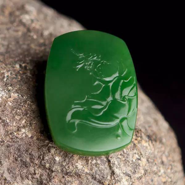 翡翠|翡翠与其他玉石的区别