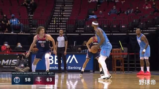 火箭队|233万无保障合同，打出2330万的身价！火箭捡到宝了，赶紧转正吧！