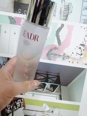 冻龄 不老女神赵文琪的冻龄秘诀原来是“它”，用后保湿嫩肤显年轻，却因价低不被重视