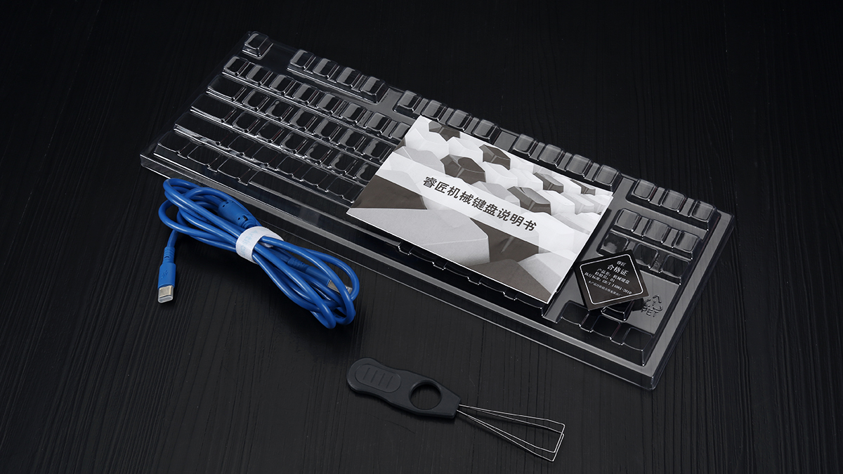 Smart Artisan睿匠R87全铝机械键盘评测：铝制机身，多彩主题