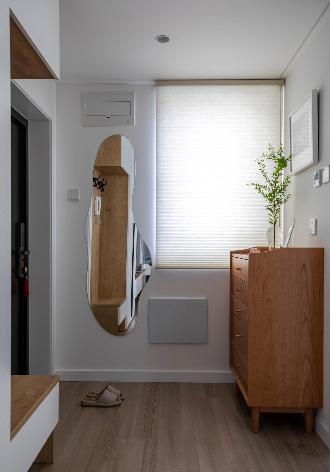 全屋整体效果很喜欢,美中不足是电视背景墙,不过空间利用很不错