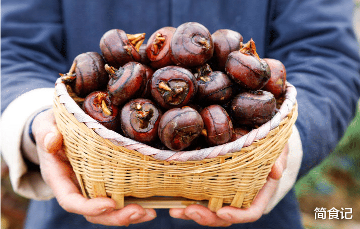 黑豆|如果不差钱，冬至过后，记得多吃“3黑2白”，补足营养，温暖过冬