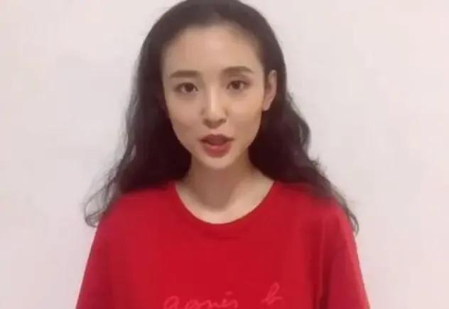 吴倩|吴倩,从当红小花到委屈孩子妈,她认定的婚姻真的值得吗?