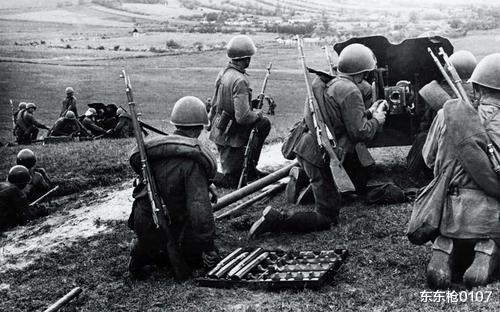 飞机|里希特霍芬的德国第4航空队，对胡贝装甲军在顿河东岸推进的支援