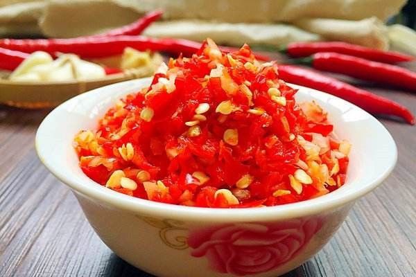 甲状腺结节|一家三口相继查出甲状腺结节，医生：2味调料是罪魁祸首，要避而远之