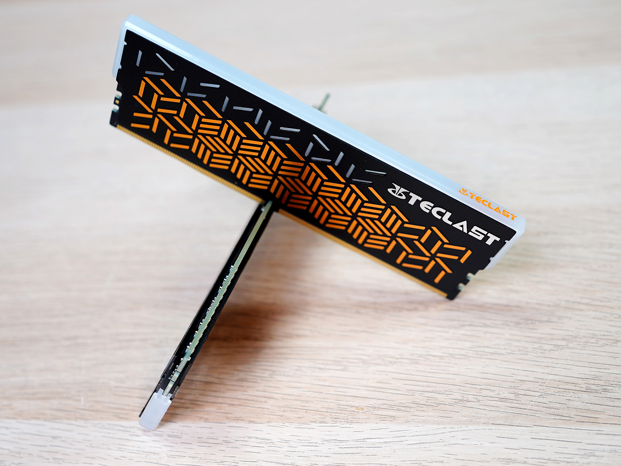 |坚守win10不升级,搭11代末班车,攒漂亮的ARGB主机