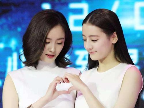 林志玲|10年前赵薇拍拉芳广告，坐她身旁的女孩，连迪丽热巴都敬她3分