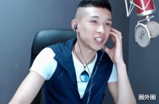 李天佑|与赵本山女儿、杨幂交恶，天佑时隔三年再开播，复出有人买账吗？