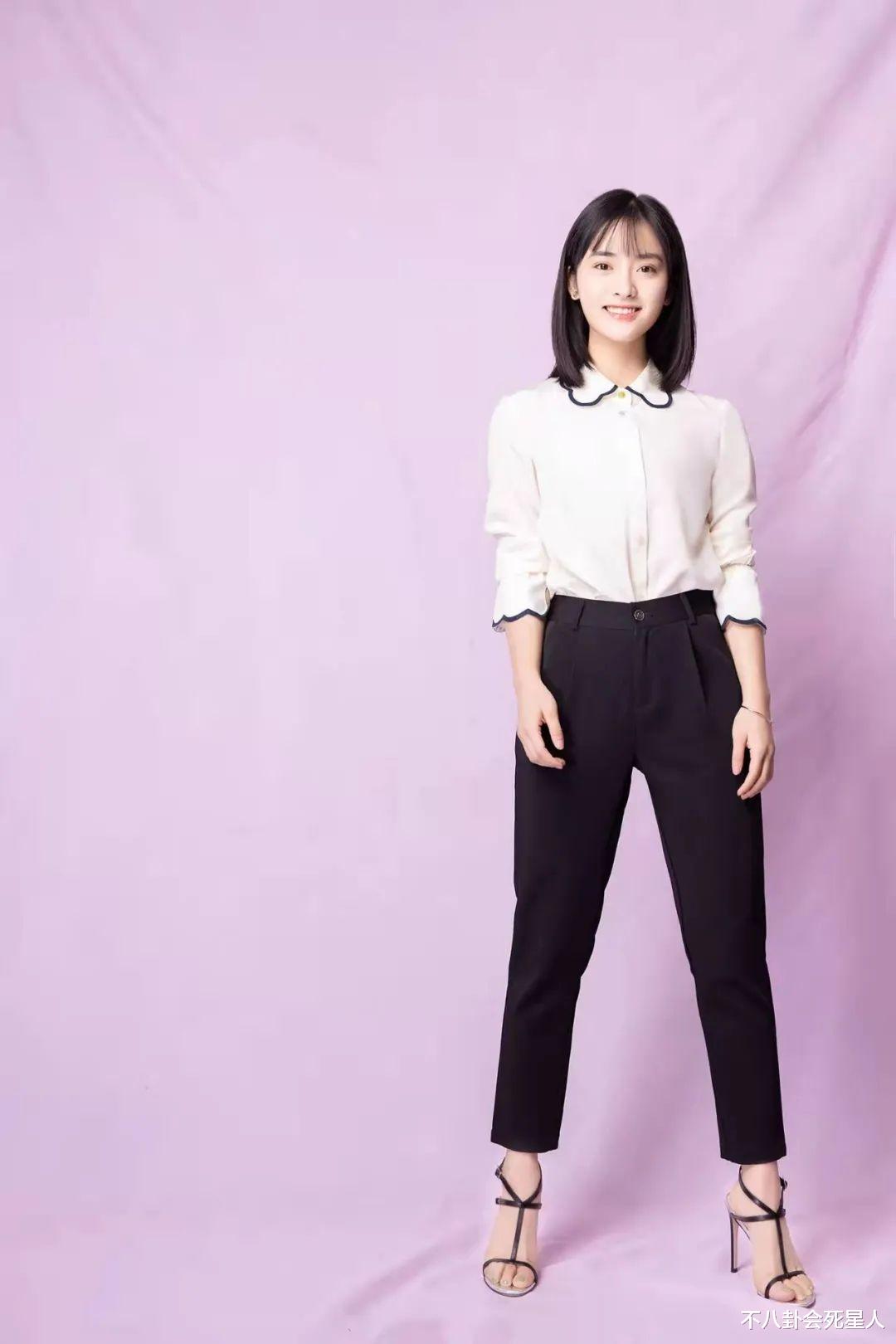 花仙子|明星身高内卷太严重，踩恨天高走红毯，合影狂垫脚，增高垫好明显