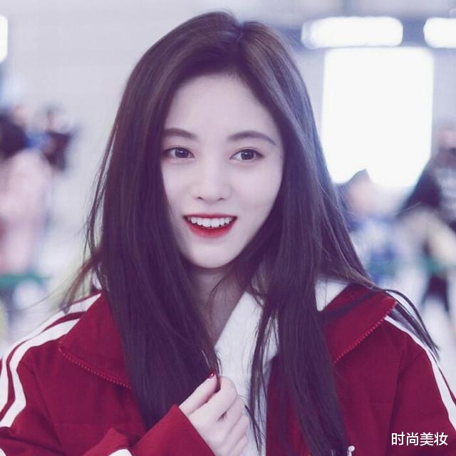 时尚美妆|我国一“不起眼”洗面奶，因价低被冷落，用后：黑头痘痘逐渐消失