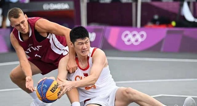 清浅微笑的我|被绝杀!中国3人男篮吞3连败,高诗岩8中1,颜鹏6中1,胡金秋12分