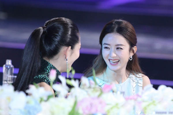 赵丽颖|官宣离婚后，赵丽颖忽然公开认爱！网友：早就看你们不对劲！