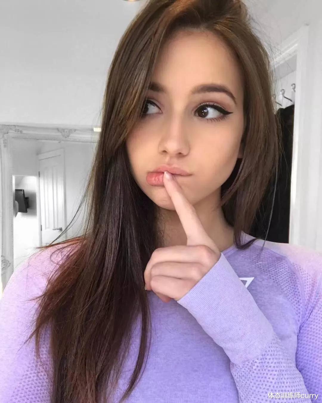 健身|“健身芭比”小萝莉，健身三年逆袭性感身材，被誉为翘臀女神