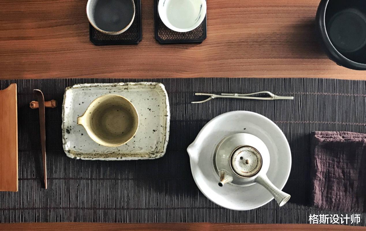 格斯设计师|230平米新中式大宅,全屋充满东方韵味,透着淡淡的禅味