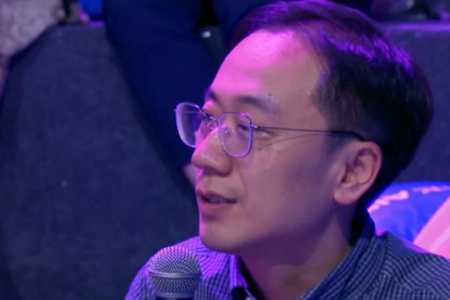 糖果的妈妈|慈父严母成养娃“新模式”？伊能静的感触被反驳，到底谁是对的？