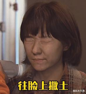 焦俊艳|焦俊艳晒素颜照！网友：重回像谢小秋一样的明朗少女，元气满满