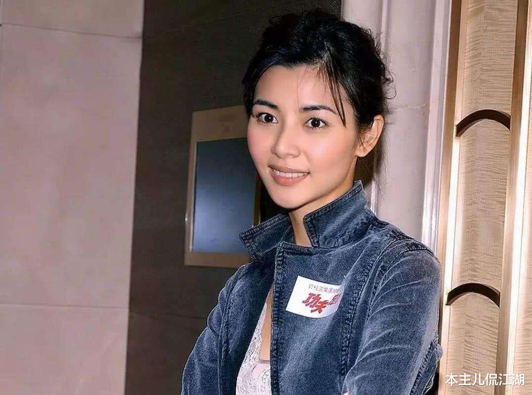 蒙嘉慧|蒙嘉慧：打败梁咏琪，和郑伊健结婚8年，49岁没孩子也幸福