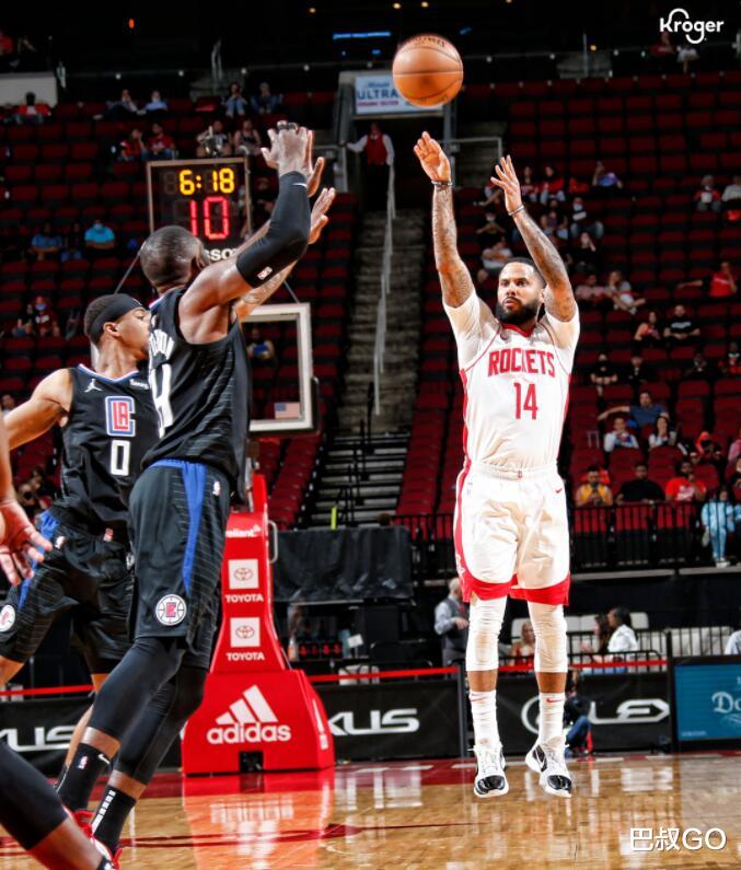 火箭队|场均17+2+6!我想在火箭退役,戈登提到哈登,恭喜CC又获一张好牌