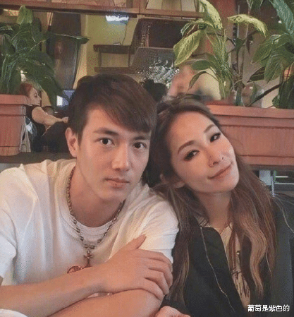 萧亚轩|萧亚轩黄皓真分手了？台媒曝光两人分手内幕，主要是女方太强势