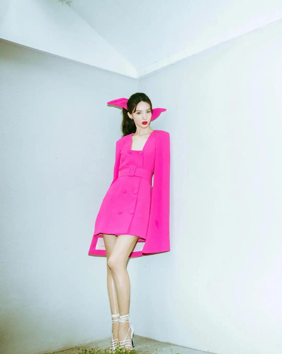 金晨|女星养眼美图欣赏，美人胚子之金晨