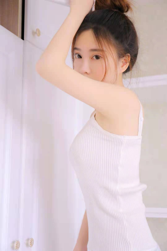 冯提莫|冯提莫B站直播两周年！收获大批粉丝，二次元小公主实锤了