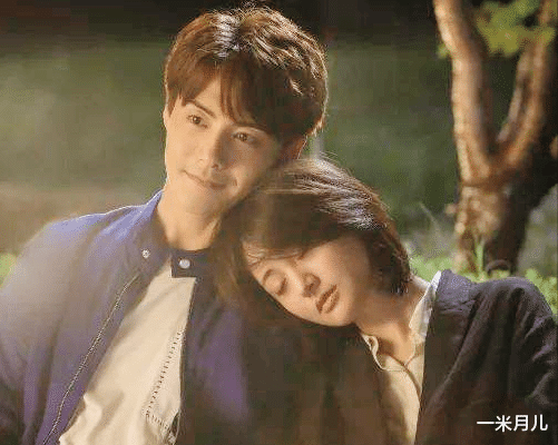 郑爽|郑爽彻底凉了，只有一位男神替他发声，患难见真情！