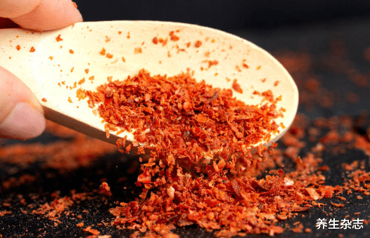 高血压|高血压患者不能吃大蒜？医生直言：“3物”少吃，血管或会感激你