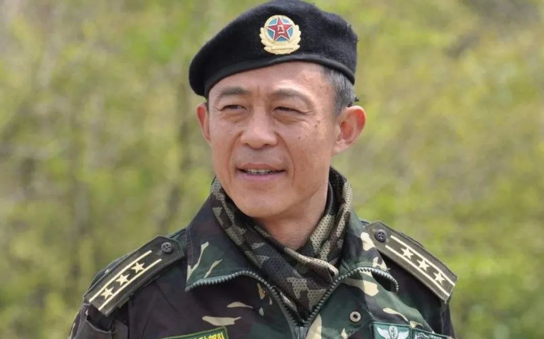 侯勇|老戏骨们的“隐秘情史”，比你想的复杂太多