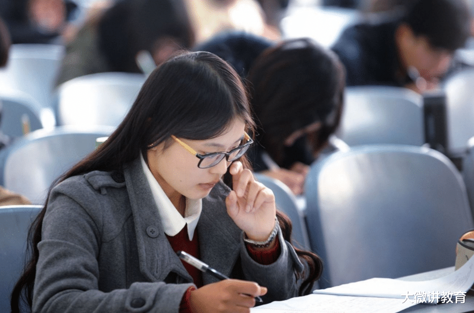 大学|我的员工没一个是重点大学，张雪峰回怼：所以你没进世界500强