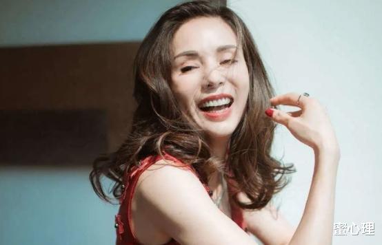 蜜心理|心理学：有这3大特征的女人，才是真正的高贵你有吗？