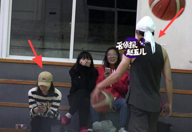 张哲瀚|乌龙恋情？网曝张哲瀚与女子亲密合影，五年来同为一人很长情？