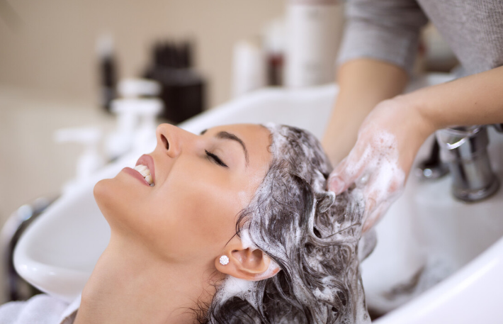 医线天 早上洗头会“消灭”阳气？难道洗头的时间还有讲究？