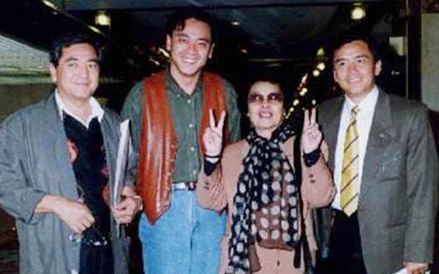 失控的想你|6对“抱团挣钱”的明星兄弟,个个身价不菲,感情让人羡慕