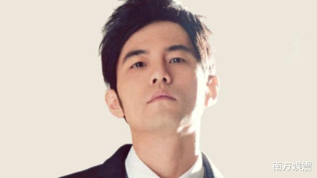 脱口秀大会|周杰伦巴黎看足球，场上突然播放周杰伦的歌