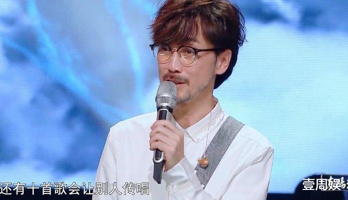 孟美岐|52岁周传雄重返舞台唱歌，孟美岐不敢点评，丁太升现场拍马屁！