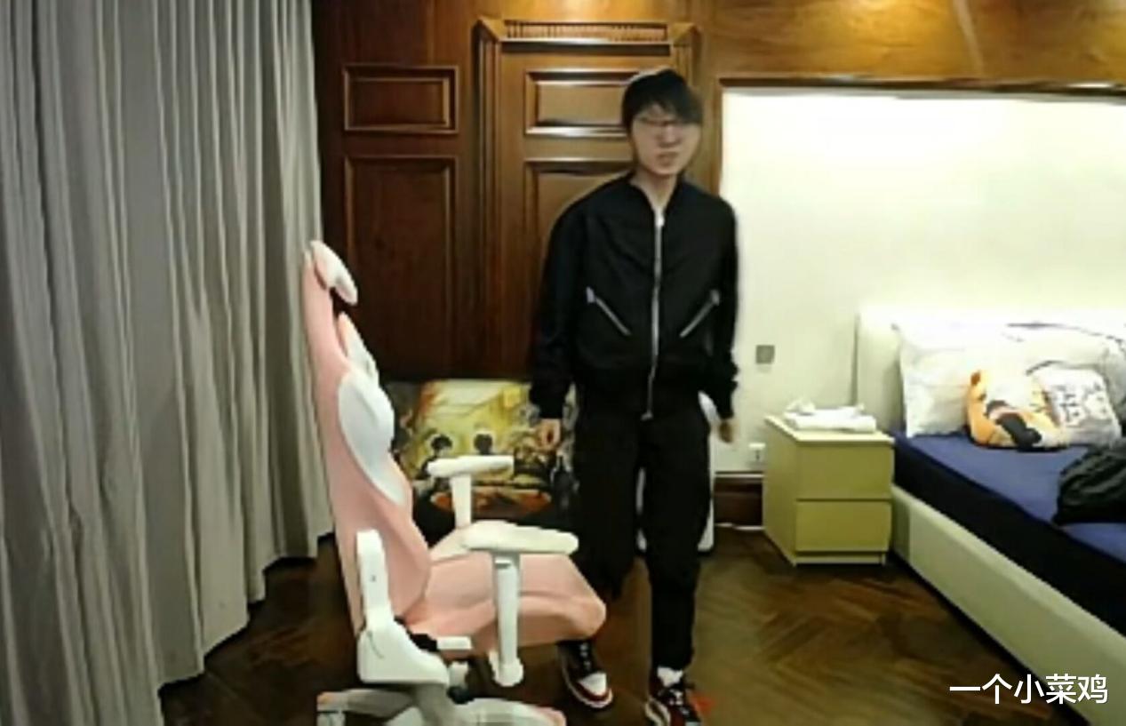RNG|MLXG透露起诉RNG公会进展，没任何商量余地，承诺以后会认真直播