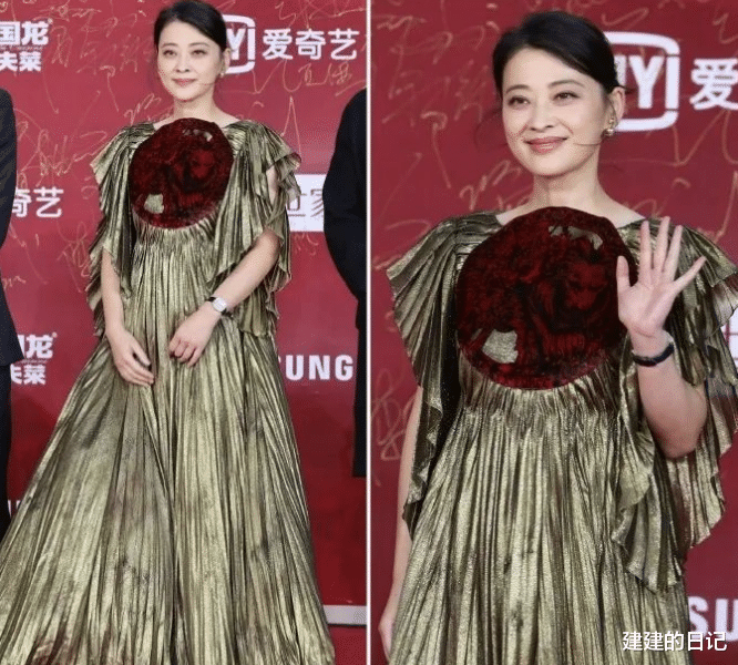 姚晨|再看2021年红毯翻车的15位女星，有人胸口套着“百叶窗”就出来了